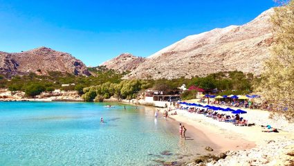 4/10 παίρνουν επιστροφή: Στο ελληνικό νησί που μηδενίσαν την τιμή του ηλεκτρικού ετοιμάζονται για νέο sold out το καλοκαίρι (Pics)