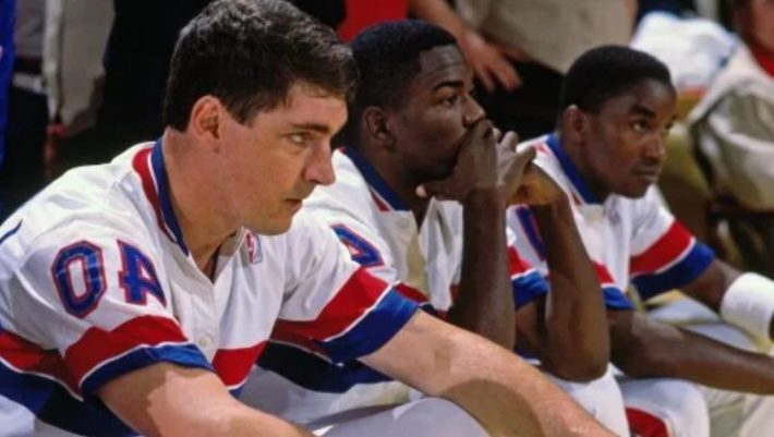 «Αν δεν μπορείς φύγε από το παρκέ»: Η γροθιά που τελείωσε την καριέρα του πιο «βρόμικου» παίκτη στο NBA