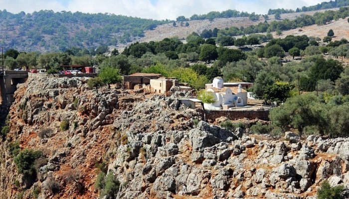 7 νεκροί για 1 κουδούνι: Η άγρια βεντέτα που ερήμωσε το γραφικό χωριό της Κρήτης με τους 700 κατοίκους