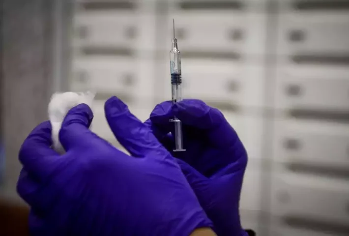 Κορωνοϊός: Ποιο είναι τελικά το πιο αποτελεσματικό εμβόλιο;