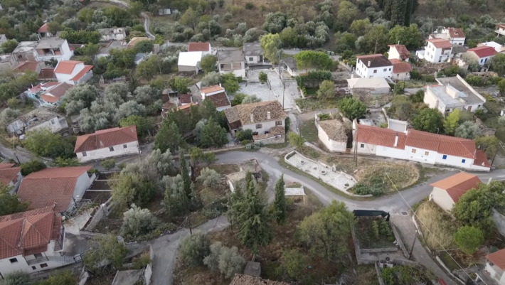 Κολοπετινίτσα: Το θρυλικό χωριό που 9/10 Έλληνες πιστεύουν ότι δεν υπάρχει, άλλαξε όνομα