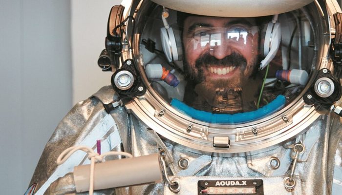 Φύλακας-άγγελος: Ο Έλληνας γιατρός που προσέχει τους αστροναύτες στο διάστημα