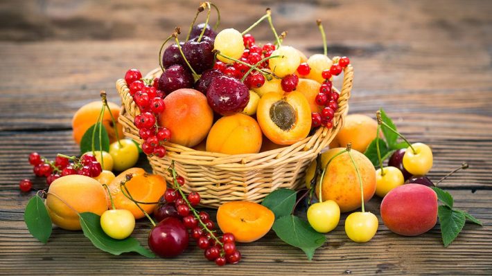 Καταρρίπτεται ο μύθος: Να τι πρέπει να κάνουμε με το φρούτο μετά το φαγητό
