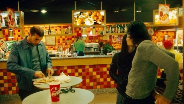 Ο Ζιντάν τρώει… πίτσα και ο Ντελ Πιέρο φιλάει ένα κορίτσι: Η ιστορία πίσω από μια θρυλική τυχαία φωτογραφία!