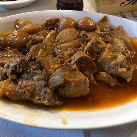 Θέα, τρομερό φαγητό, καλές τιμές: Το πιάτο- σπεσιαλιτέ της ταβέρνας που ξετρέλανε τον Αλέξη Τσίπρα