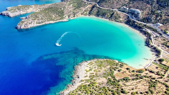 Ούτε Μύκονος, ούτε Σαντορίνη: Το ελληνικό νησί που μπήκε στο top 10 του TripAdvisor για το 2024