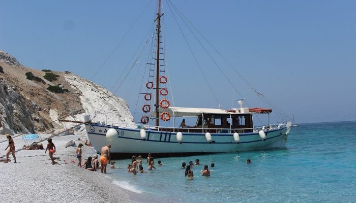 Ως οικονομικός και αναπάντεχος προορισμός: Το ελληνικό νησί που θα βουλιάξει από κόσμο το καλοκαίρι του 2024