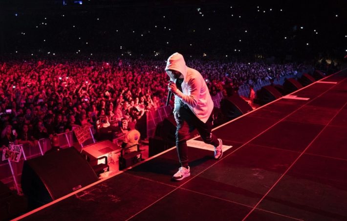 Ποτέ ξανά: Το τραγούδι του Eminem που το κοινό ζητάει σαν τρελό αλλά ο ίδιος δεν το λέει πια live (Vid)