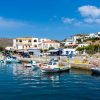 Διώχνει όλα τα προβλήματα: Το ελληνικό νησί που αποθεώνεται διεθνώς ως καταφύγιο ηρεμίας που σταματά ο χρόνος