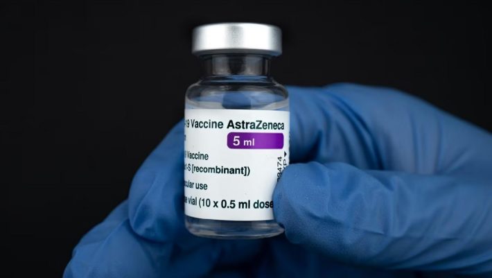 Τέσσερα χρόνια μετά την πανδημία: Η AstraZeneca το παραδέχτηκε για το εμβόλιο…