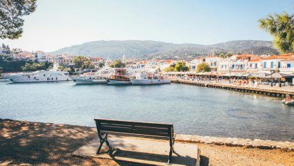 Σωρεία ακυρώσεων τον Ιούνιο: Τα ελληνικά νησιά που φλερτάρουν με οικονομική καταστροφή αυτό το καλοκαίρι χωρίς να φταίνε