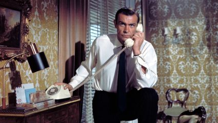 Η ειδική αποστολή του πράκτορα 007: Όταν ο Σον Κόνερι έστειλε τζετ για να «κλειδώσει» τη μεταγραφή του αγαπημένου του Έλληνα στόπερ