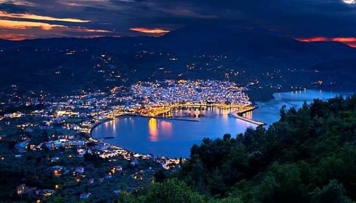 Η νέα Μύκονος για τους τουρίστες: Το νησί με τις ωραιότερες παραλίες στην Ελλάδα είναι φέτος top προορισμός