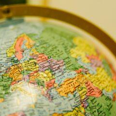 Βρες σε ποια χώρα βρίσκεται η πόλη! Έχεις 1 βοήθεια σε κάθε ερώτηση για να κάνεις το 10/10! Μπορείς;