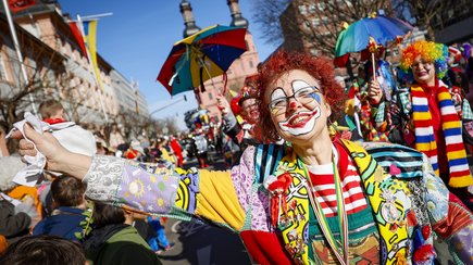 Με περίπου 83 εκατομμύρια κατοίκους και μια πόλη (Μάιντς) που φημίζεται για το καρναβάλι της – Πού είμαι; 