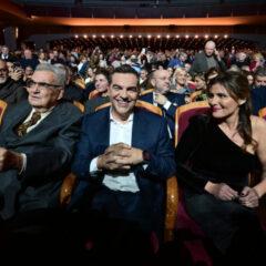 Οι πρώτες του μεταγραφές: Σφήνα Τσίπρα στους δυο που θέλει το ΠΑΣΟΚ