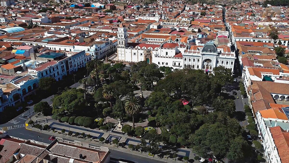 Ποια είναι η (συνταγματική) πρωτεύουσα της Βολιβίας;