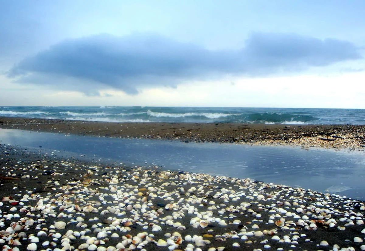 Ποια είναι η μεγαλύτερη λίμνη στον κόσμο σε επιφάνεια;